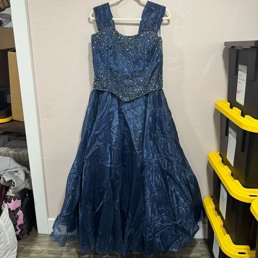 May Queen Couture USA 2X Formal Dress